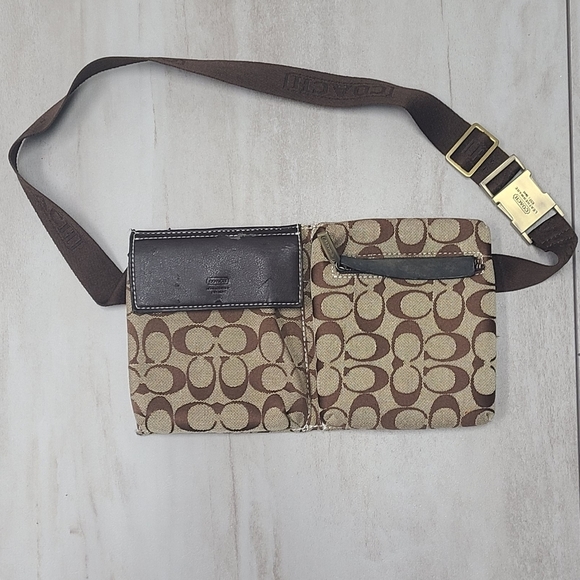 Coach Handbags - Coach fanny Pack Waist Bag Pouch - 3 Pockets